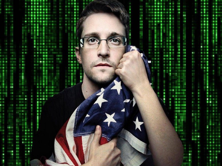 Edward Snowden obtained Russian citizenship