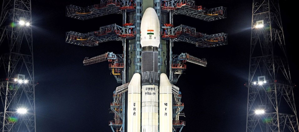 Photo of India’s most powerful rocket launches 36 OneWeb satellites into orbit