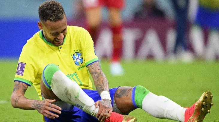 Neymar shared the latest version of his wrist! What's up with Neymar?