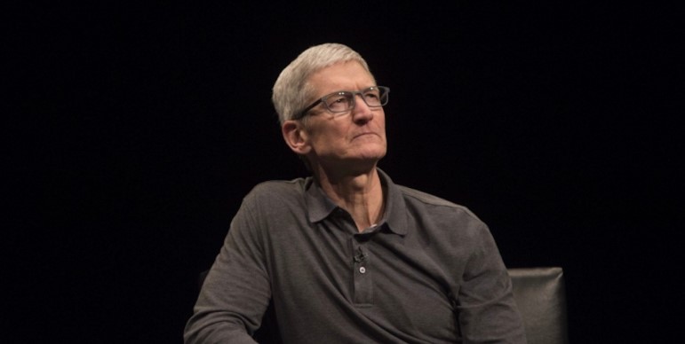Photo of Tim Cook announces return to Apple offices, but employees are furious